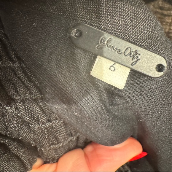 Johanna Ortiz Black and White Embroidered 1 shoulder beach cover up - Picture 6 of 6